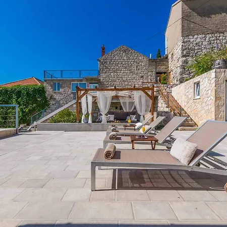 Villa Rustic Charm Čilipi