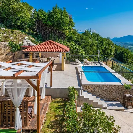 Villa Rustic Charm