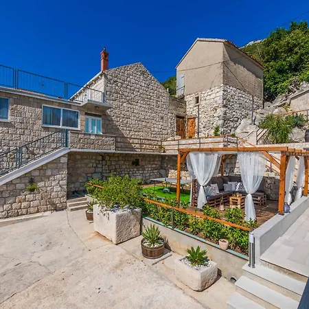Villa Rustic Charm